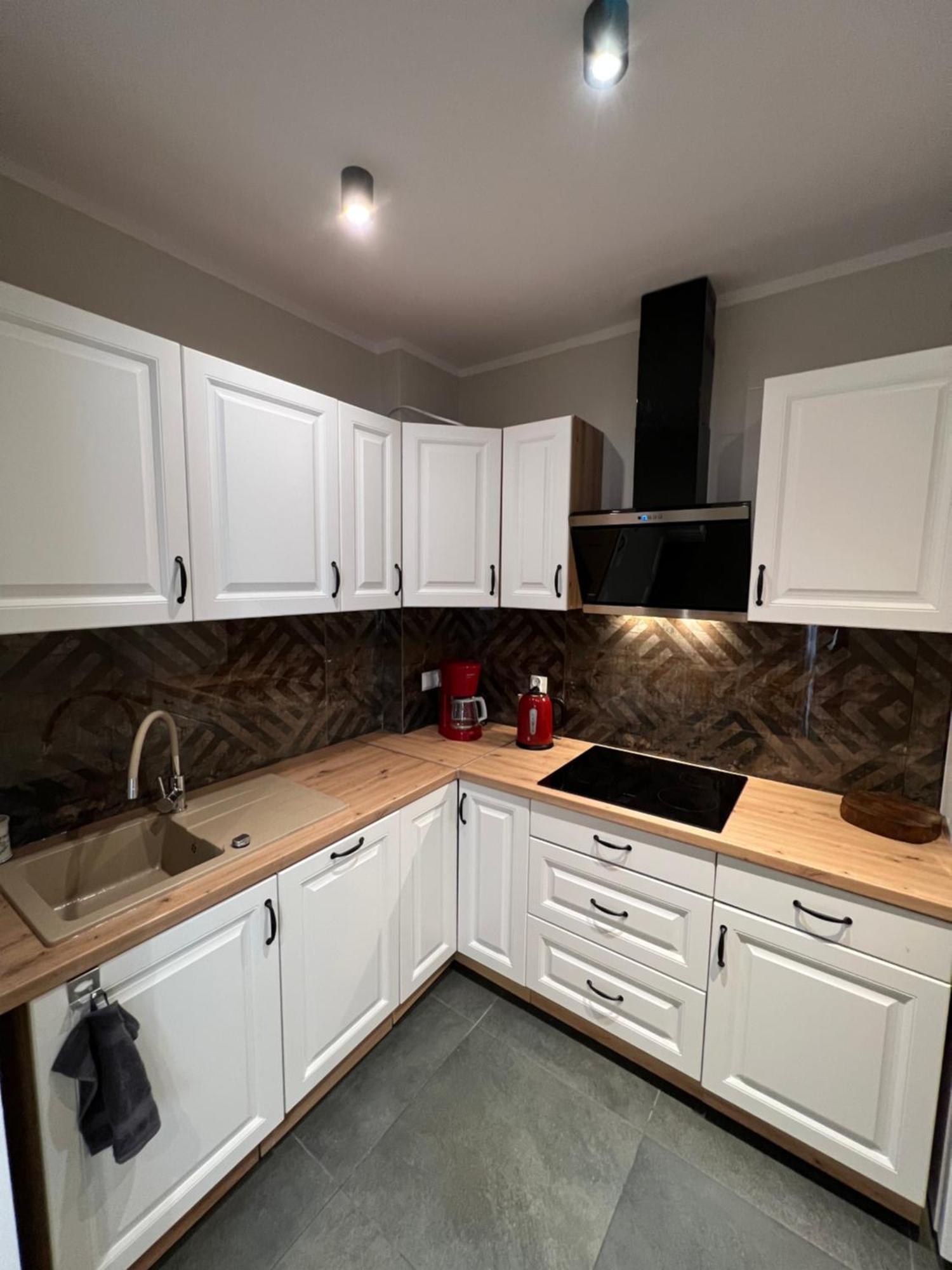 Apartament Villa Nelly シクラルスカ・ポレンバ エクステリア 写真