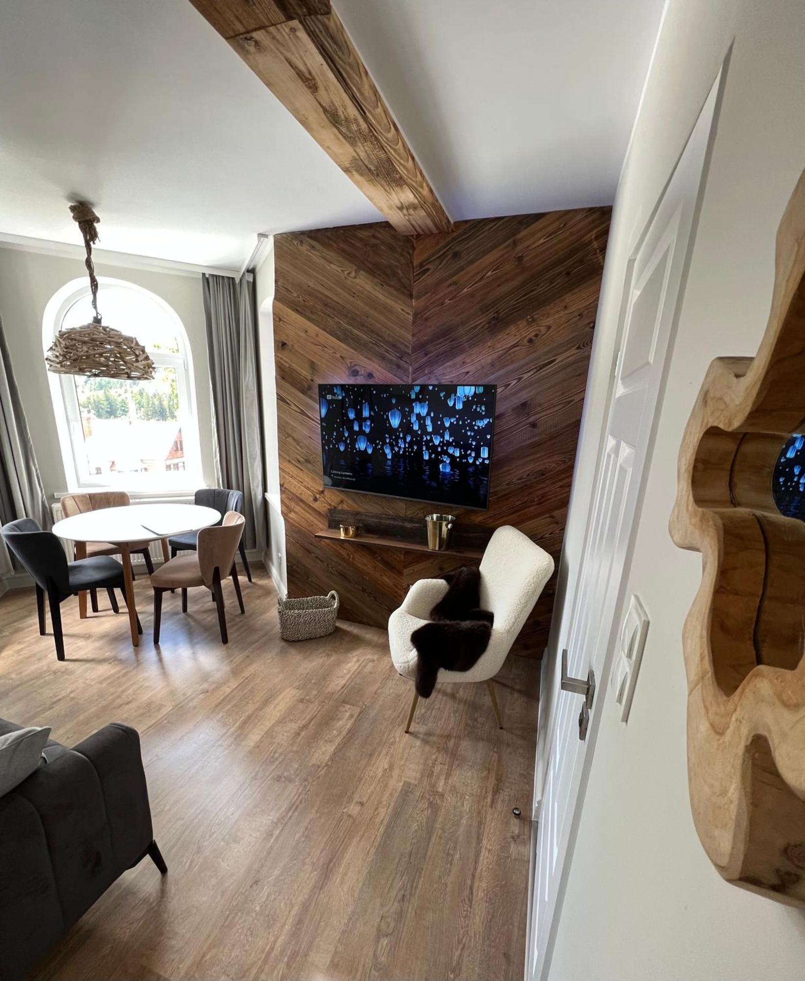 Apartament Villa Nelly シクラルスカ・ポレンバ エクステリア 写真